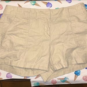 New York & Company Tan Shorts Size 4